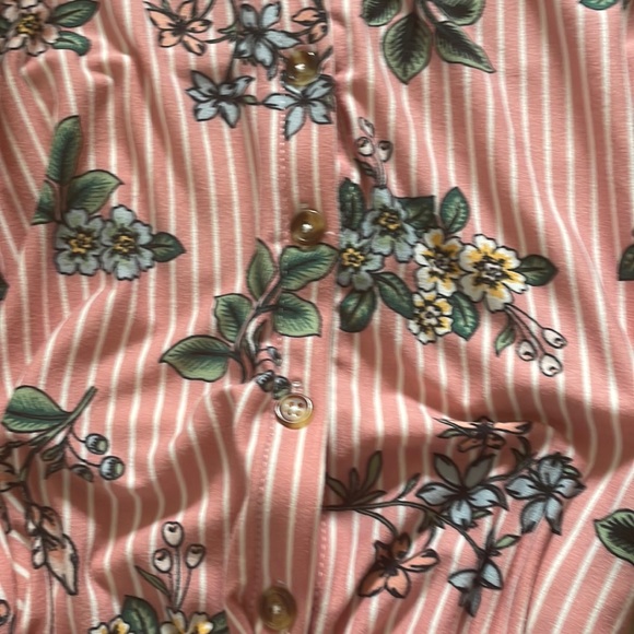 Pink button up dress no boundaries floral and stripes pink dress with lace back - Picture 5 of 8